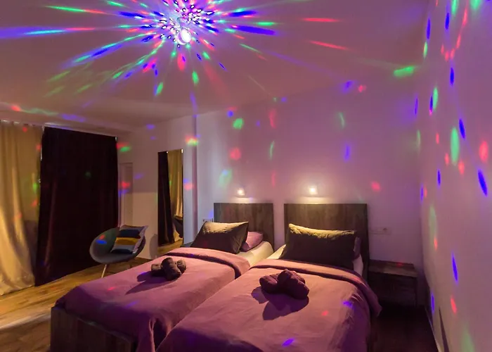 Apinelo Hotell Split